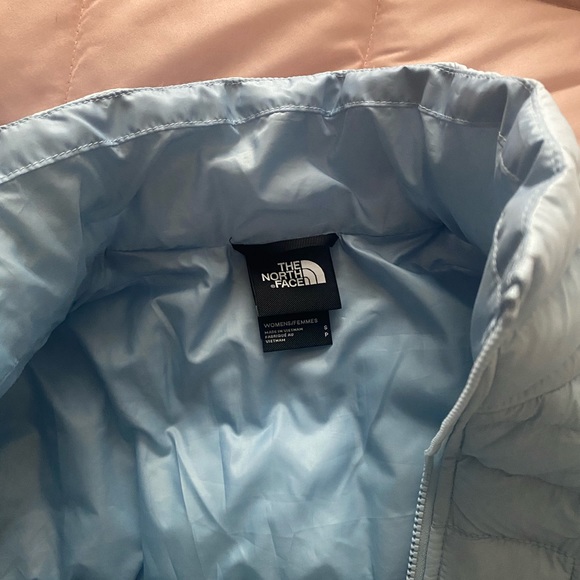 brand new north face jacket - Picture 3 of 3